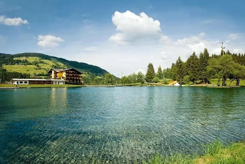 1_badeseekirchbergintirolkitzbueheleralpenbrixental.jpg